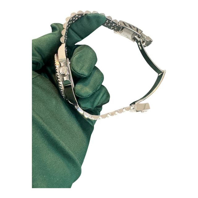 Rolex GMT Master II 126710 GRNR Image 2